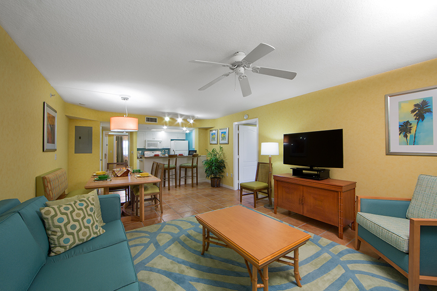 CCR_2bd_DoubleBalcony_Livingroom_2.jpg