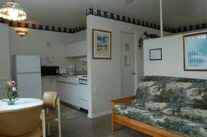 South-Beach-Inn-Cocoa-Beach-Room_2fea3c6a-e137-a47f-404fe2b2955af6eb.gif